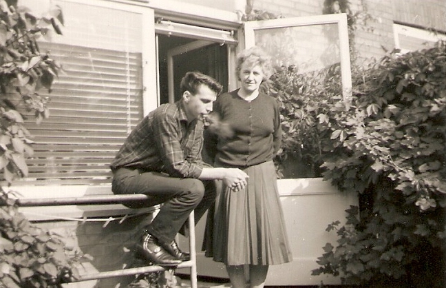 Svend og Mor 1961